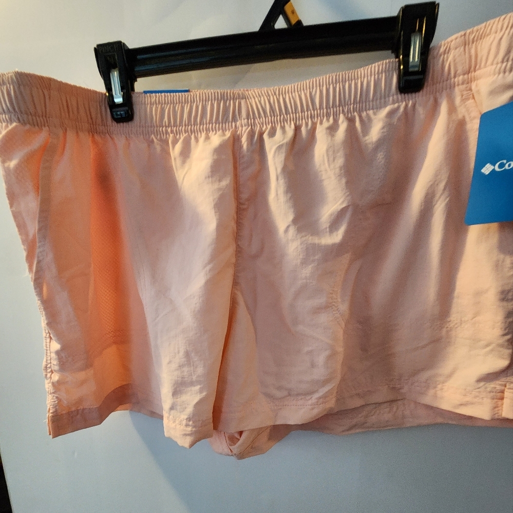 Womens Columbia Athletic Shorts NEW WITH TAGS #115